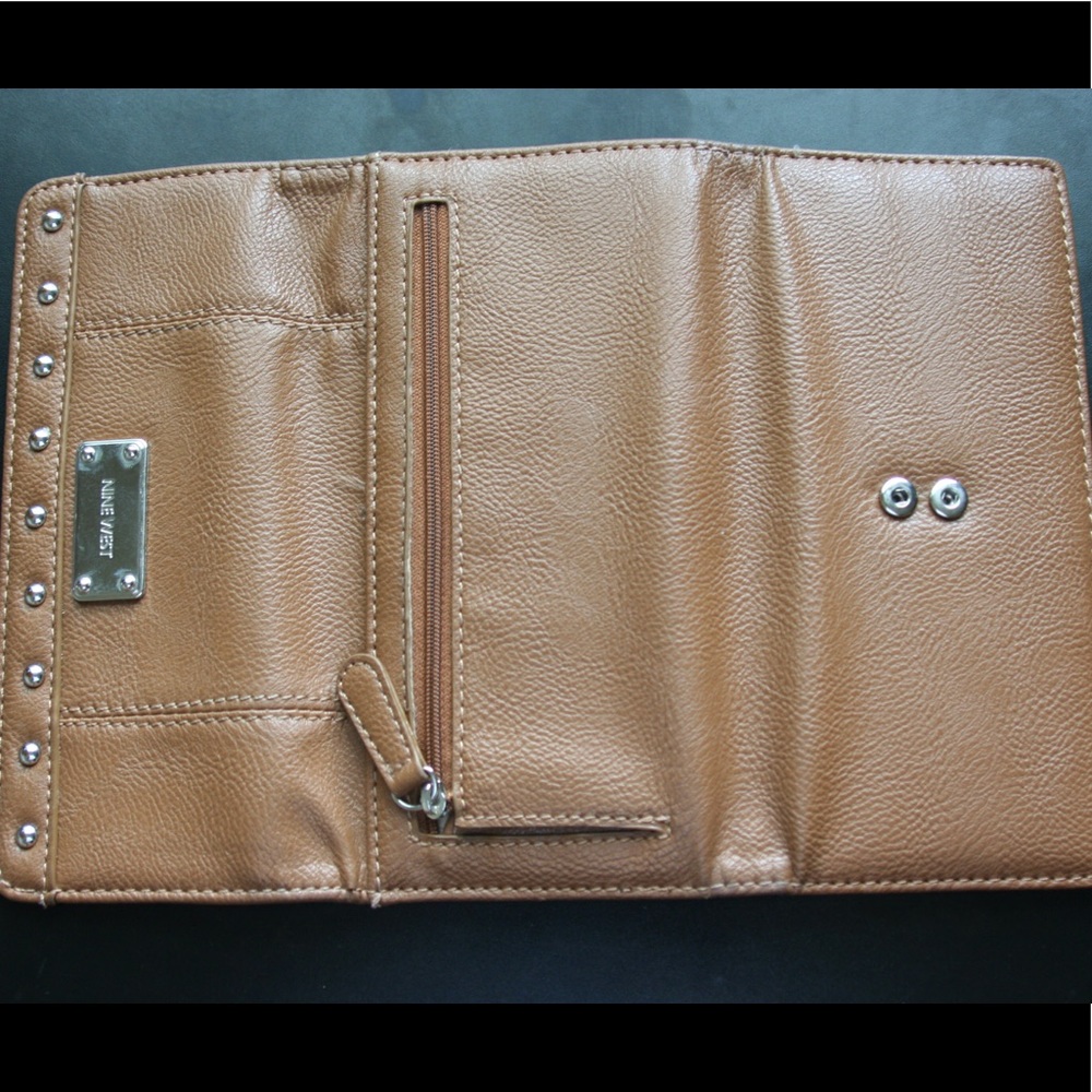 Wallet - Picture 3 of 5